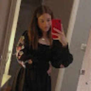 Meet your Posher, Christelle